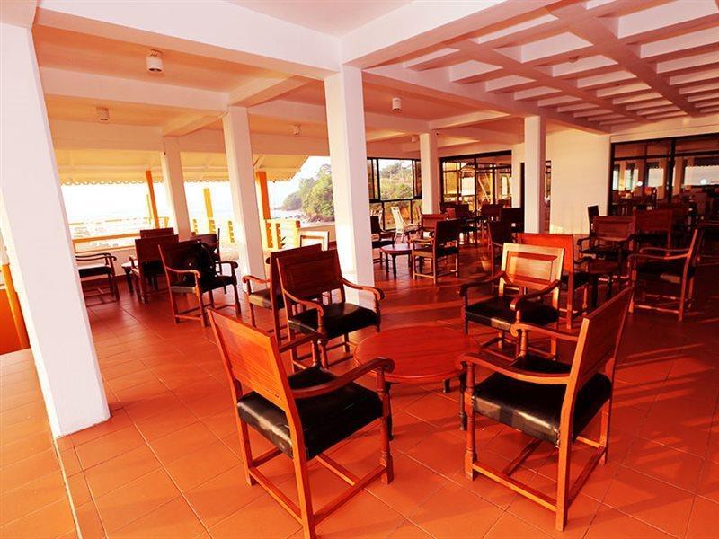 Fishermans Bay Hotel Weligama Exterior photo